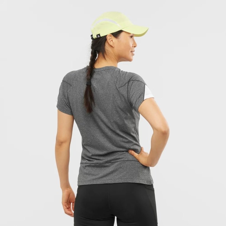 Salomon Cross Run Graphic Short Sleeve Women's T-Shirts Dark Grey | 325-ICTXLU